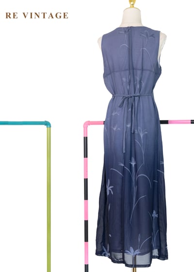 霧中灰藍湖面的花朵們長洋裝11