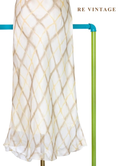 奶油雲階菱格紋氣質洋裝10