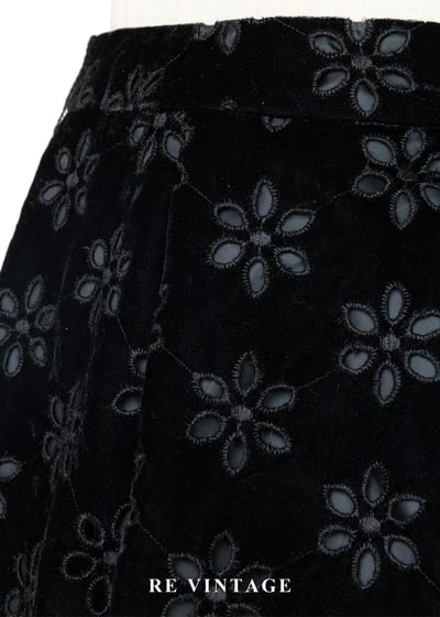 日本製 - 優雅鏤空花磚黑絨美裙（25"）9