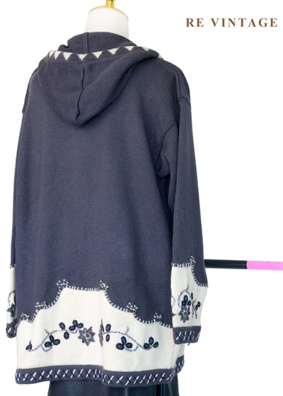 雪落森林灰紫色牛角釦針織毛衣外套9