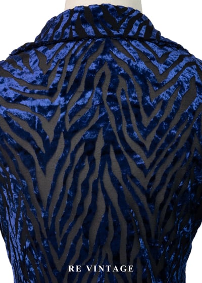 午夜藍燒絨斑馬紋上衣14