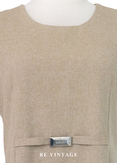 質感單品 - 燕麥色小白花長洋裝8