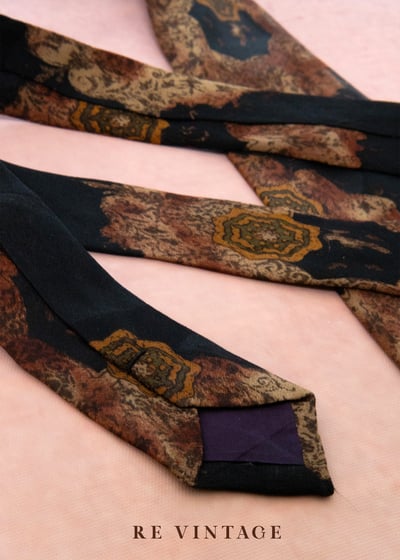 金色星盤夜行者領帶4