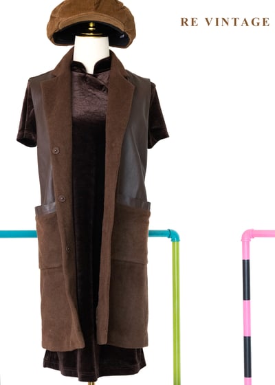 木桃色皮革拼接毛呢長版背心7