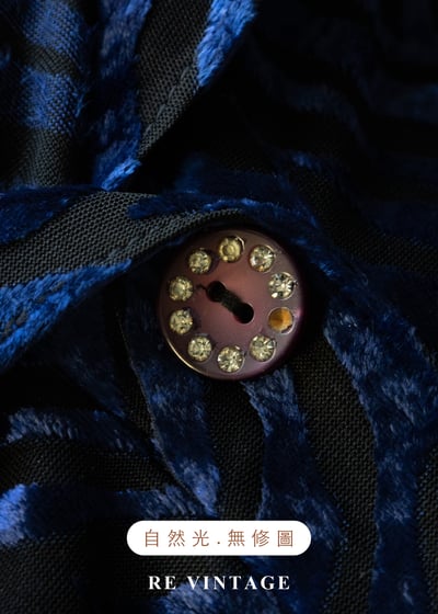 午夜藍燒絨斑馬紋上衣17