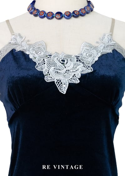 深藍蕾絲刺繡絨布細肩帶背心3