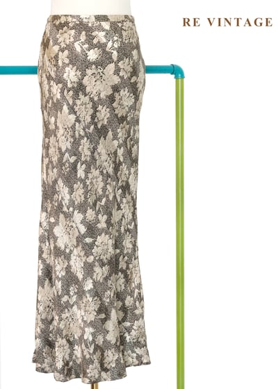 珠光古典花卉貼臀長裙（26"）8