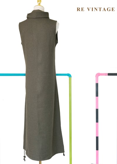 質感單品 - 抽繩領機能感森林綠長洋裝10