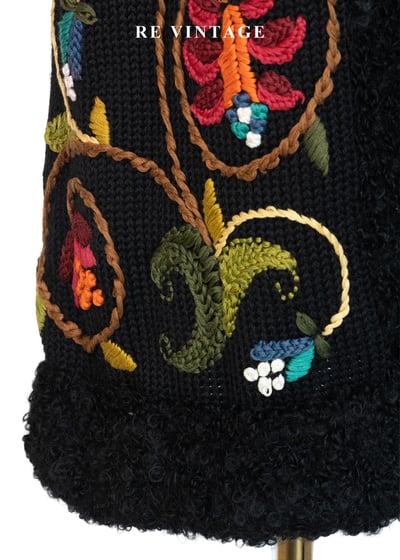 繁花盛開的邊境長版背心罩衫6