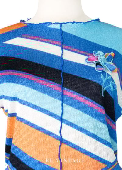 小花朵水藍彩虹薄款針織上衣3