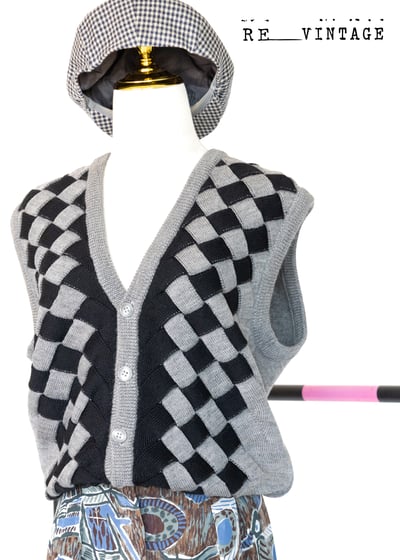 立體感黑灰色編織紋針織背心5