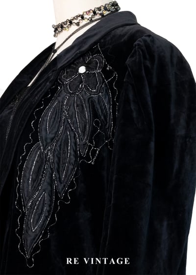 花羽輪廓黑絨深處外套14
