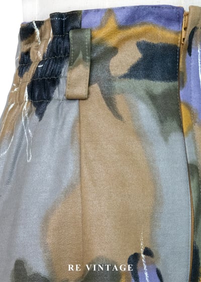 藝術家的調色盤暈染花卉窄裙（26-28"）10