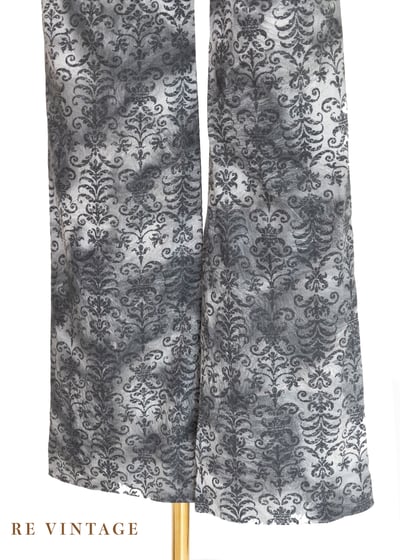 灰色系華麗印花低腰小喇叭褲8
