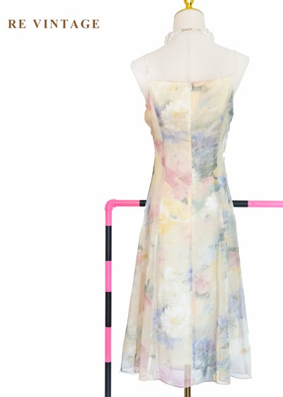 晨曦油畫 - 渲染碎花細肩帶洋裝10