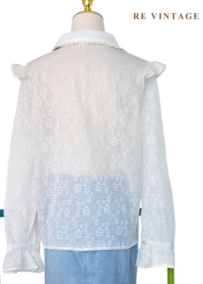 柔軟奶白少女緹花襯衫8