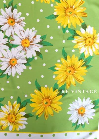 檸檬草地野餐趣絲巾10