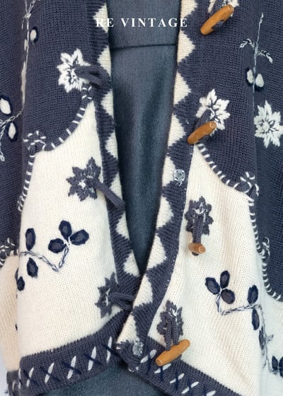 雪落森林灰紫色牛角釦針織毛衣外套4