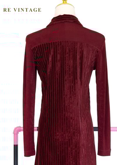 法式優雅直條勃根地紅絨布洋裝11