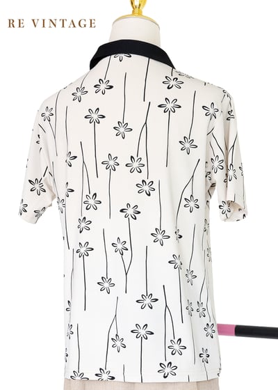 米白小黑花單隻飄飄可愛上衣9