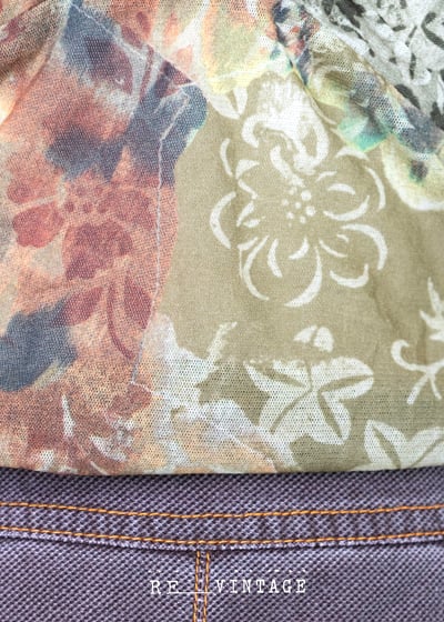 文藝古典圖騰透膚上衣7