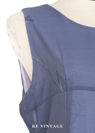 霧中灰藍湖面的花朵們長洋裝5