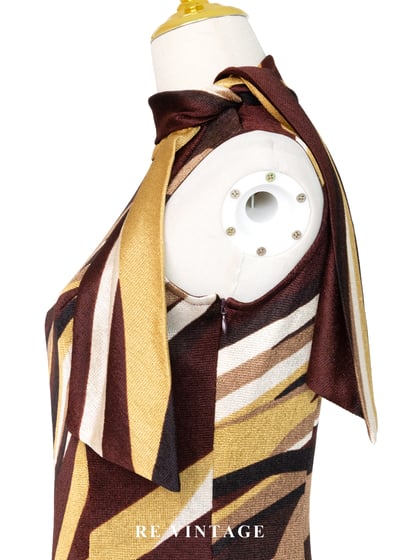 Amber Rhythm 流動線條領結洋裝11