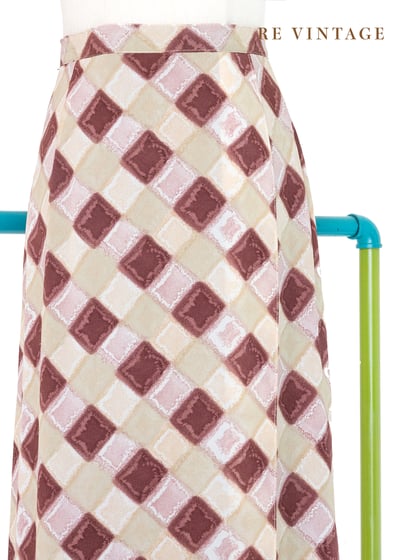 酒紅與米白的棋盤詩篇長裙（26"）3