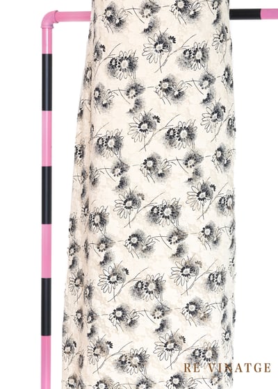 奶油色蕾絲花花細肩帶洋裝5