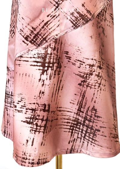 光澤粉深褐色筆刷感中長裙（26"）4