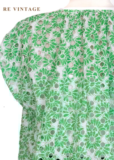 清新俏皮蕾絲花紋寬版上衣/迷你洋裝11