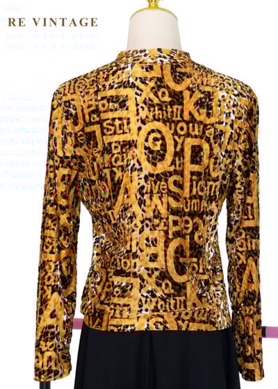 狂熱派對金豹字母絨布上衣11