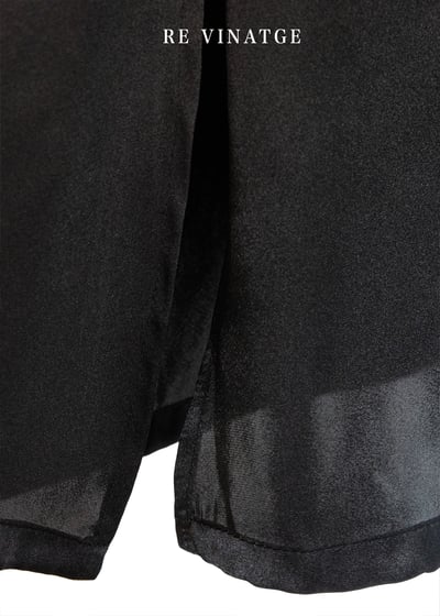 緞面與絨布拼接簡約黑色小洋裝12