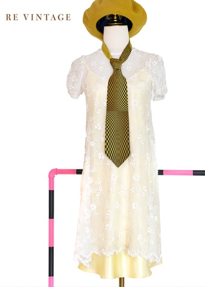 法式金光花語刺繡透膚洋裝1