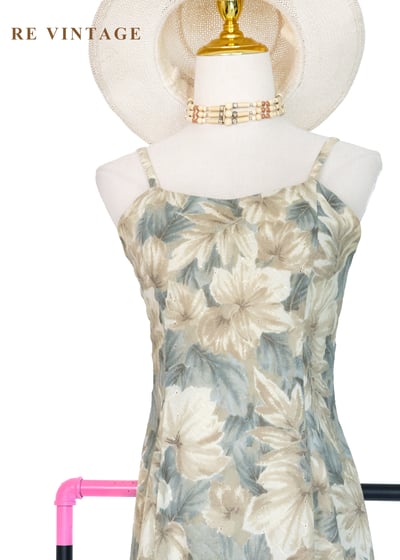 南法莊園 - 低飽和大地色花卉細肩帶洋裝8