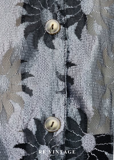 銀河系裡的溫室花朵透膚上衣4