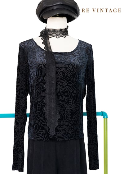 Royal palace 圖騰絨布上衣1