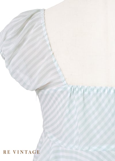 小公主清新淡綠色上衣9