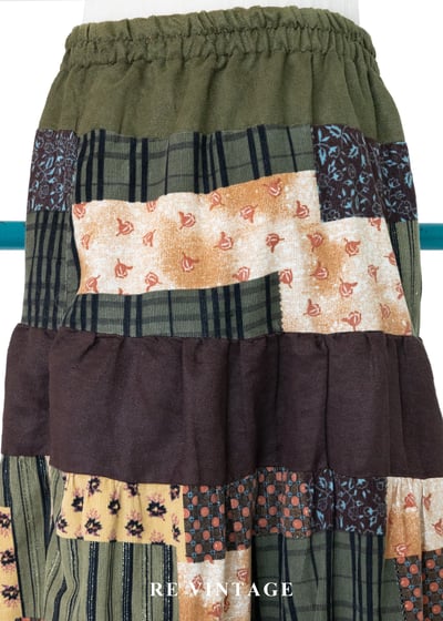 大地色碎花交響拼貼絨布長裙（22-28"）9