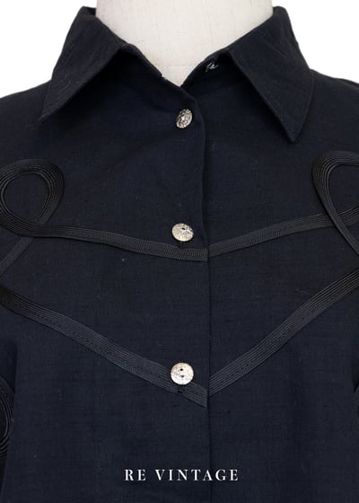 音符跳動黑色短版上衣5