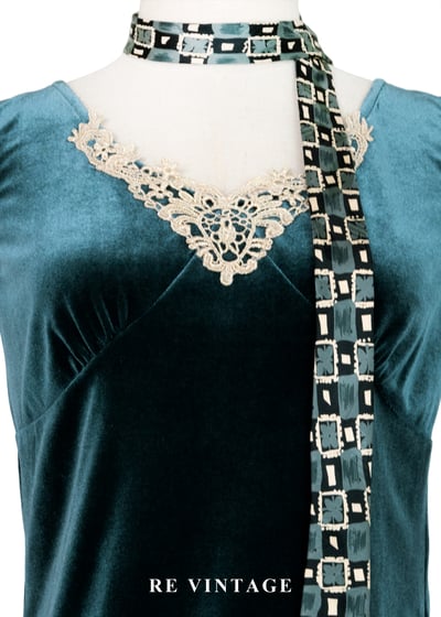 套裝組合 -深湖水綠壓褶絨布背心3