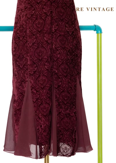 勃根地神秘古典浮雕絨布洋裝12