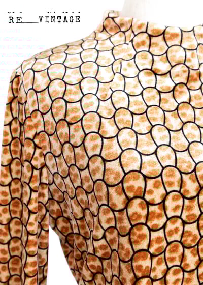 小長頸鹿絨布彈性上衣2