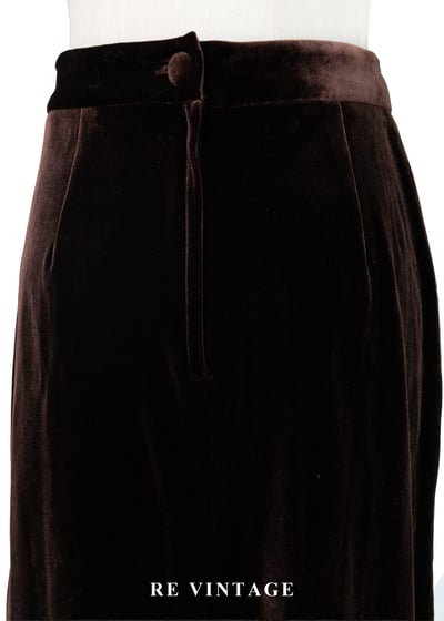 必備單品 - 琥珀方釦深巧克力色絨布短裙（24"）7