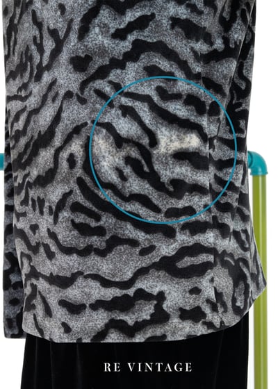 厚磅の黑色虎紋絨布上衣12