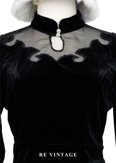 文藝少女 - 雲紋鏤空立領絨布上衣3