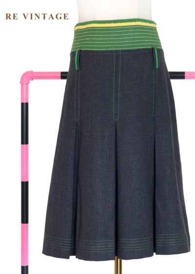 鮮綠撞色明線壓褶美裙（28"）1