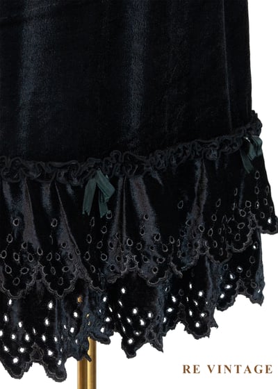 法式雕花疊層黑絨長裙（27)10