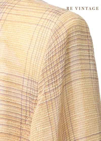 奶黃色格紋薄款西裝外套10