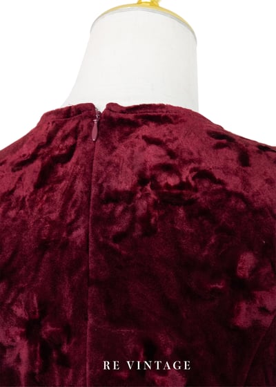 Red Wine 壓印絨布小花迷你洋裝10